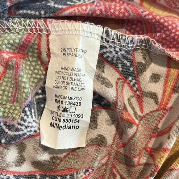 Amana Boho Blouse M Lace Neck Ruffle Sleeve Raised Print Made in Mexico - Picture 7 of 7